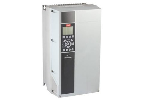 Variador Danfoss FC102